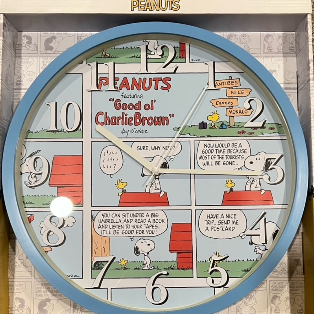Peanuts Light Blue Comic Wall Clock